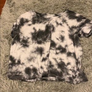 black n white tie dyed tshirt